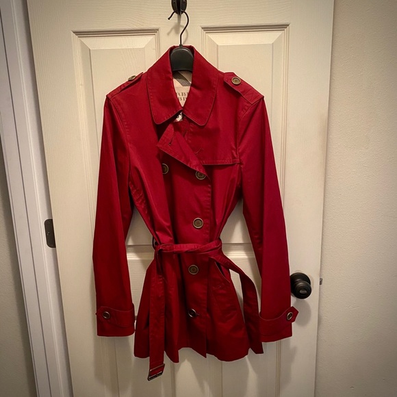 Burberry Brit trench coat in burgundy - Picture 1 of 3
